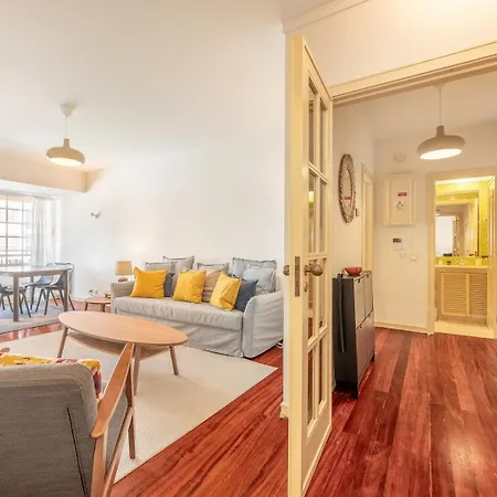Apartmán Guestready - Sunny Retreat Near Boca Do Inferno *