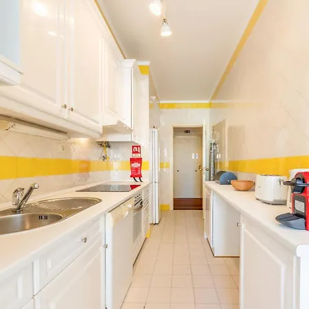 Apartmán Guestready - Sunny Retreat Near Boca Do Inferno Cascais